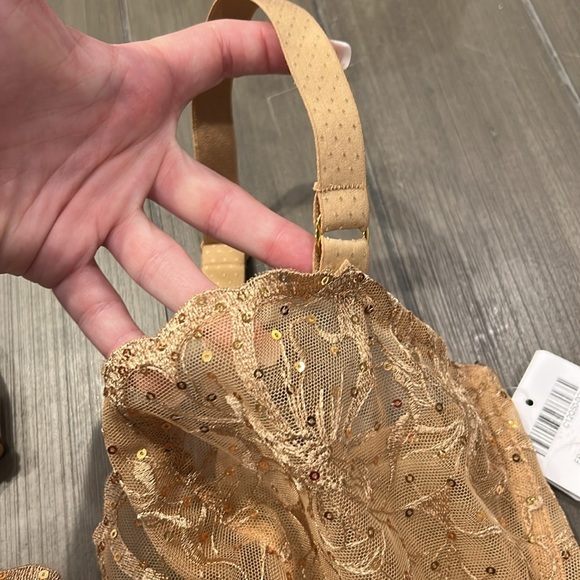 NWT! Chantelle Fleurs Signature Demi Bra - Toffee Sequins - Picture 7 of 13